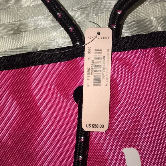 Brand new Victoria’s Secret bungie cord bag! - Picture 5 of 5